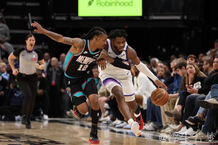 莫兰特复出砍21+10难救主 灰熊负爵士 乔治39+新高显神威